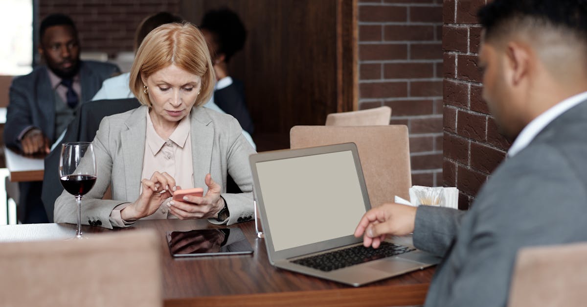 与家庭成员旅行时如何控制吸烟