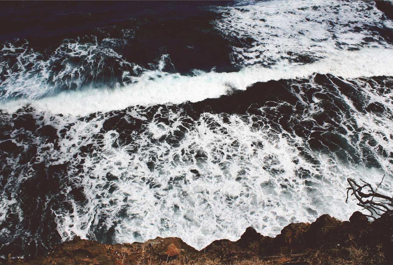 虚拟机手机卡实名实名账号：短信平台与AI的融合和协同 