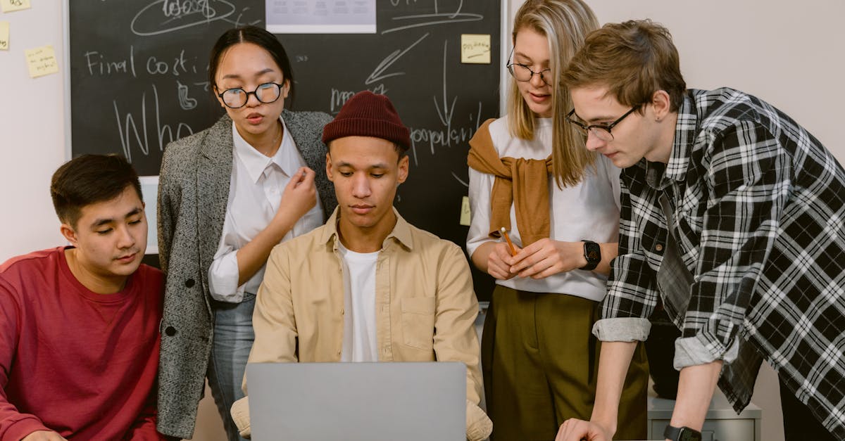 分享通信实名账号：实名认证：建立互联网法律实施基础